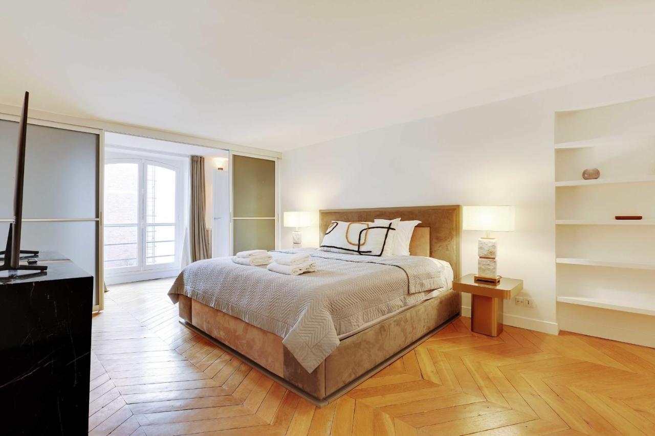 Elegant Apartment - 2Bd-6P - Avenue Montaigne Παρίσι Εξωτερικό φωτογραφία