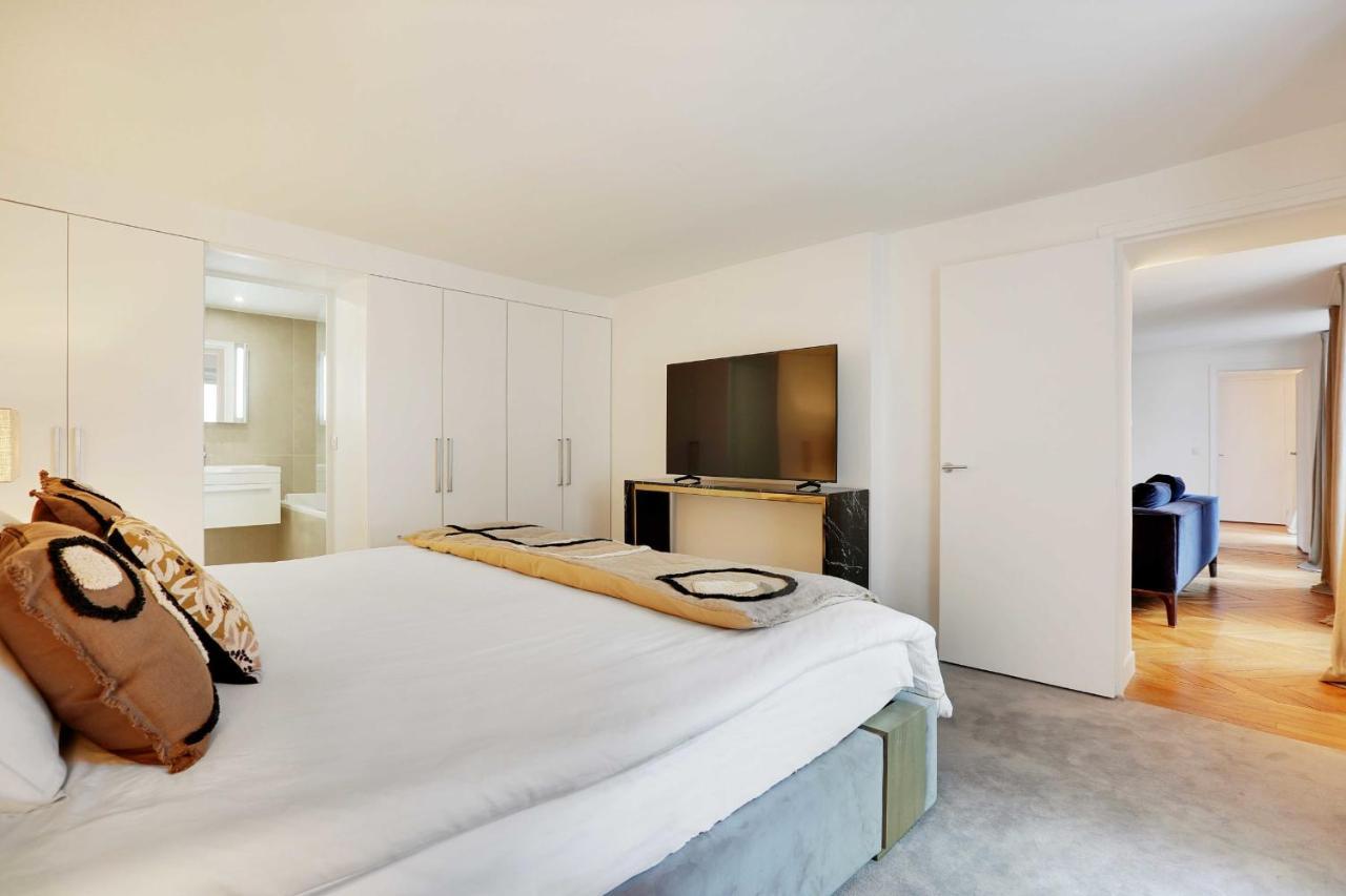 Elegant Apartment - 2Bd-6P - Avenue Montaigne Παρίσι Εξωτερικό φωτογραφία