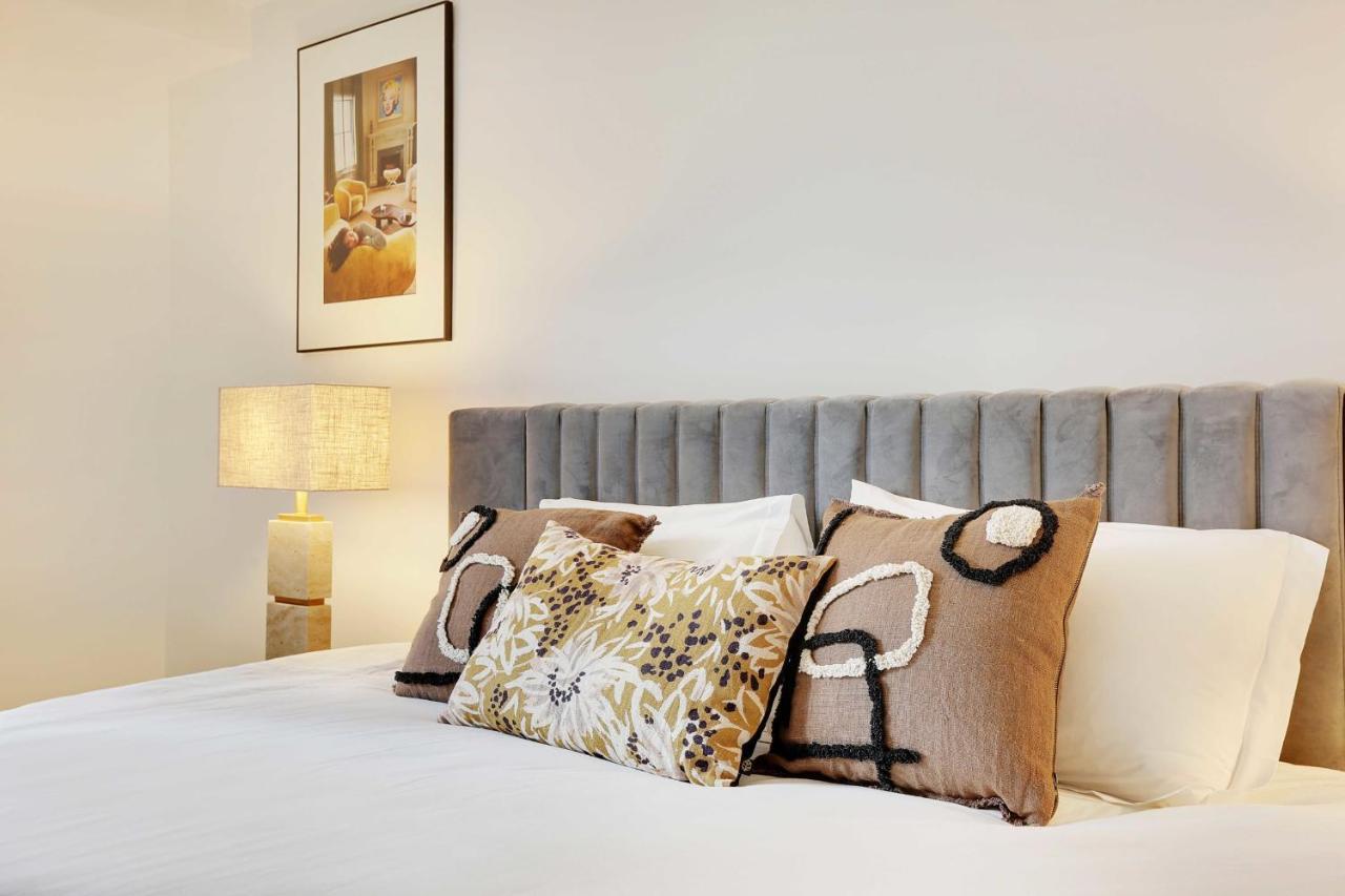 Elegant Apartment - 2Bd-6P - Avenue Montaigne Παρίσι Εξωτερικό φωτογραφία